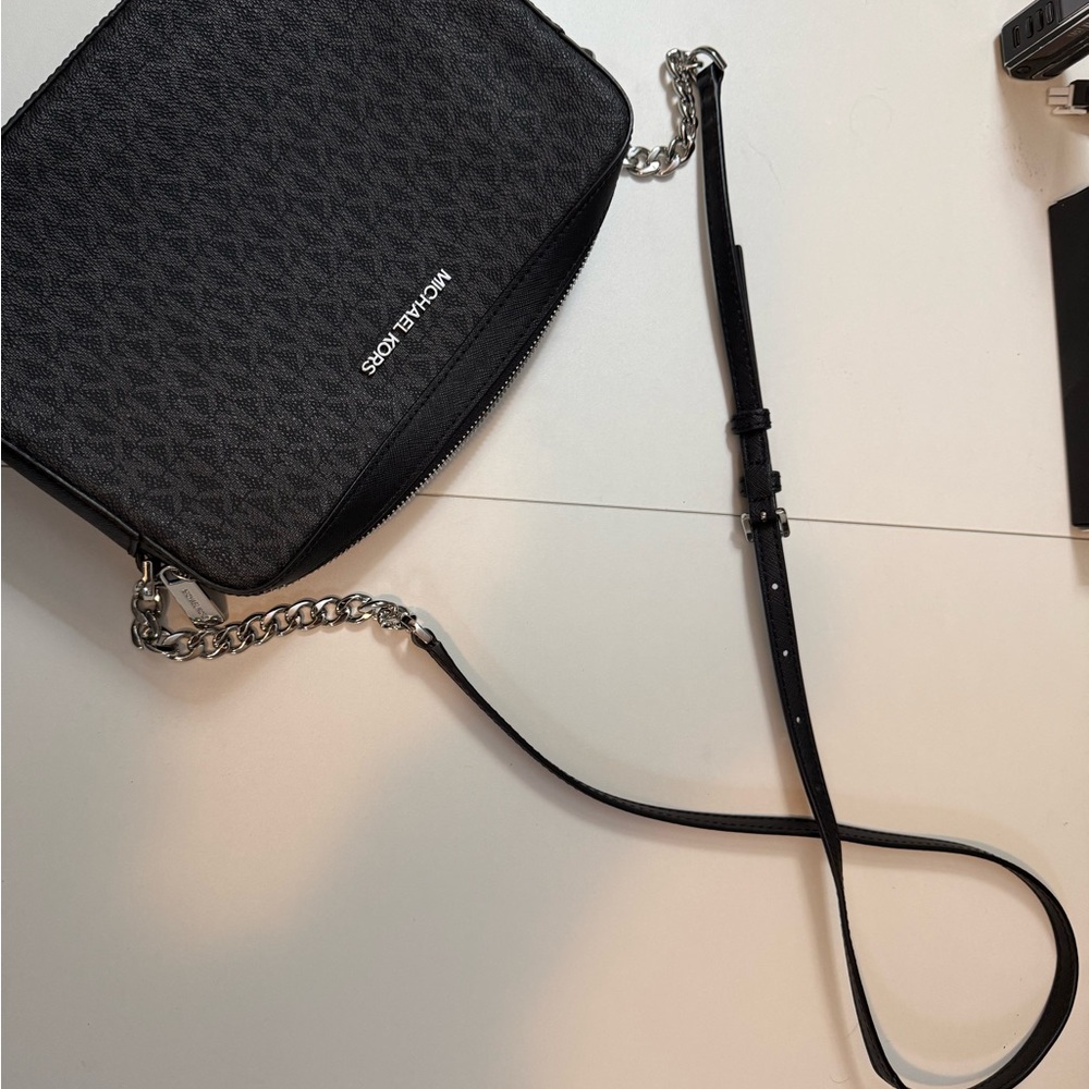 Michael Kors Jet Set large logo Shoulder Bag
